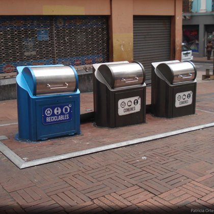 Contenedores accesibles en Centro Histórico de Quito